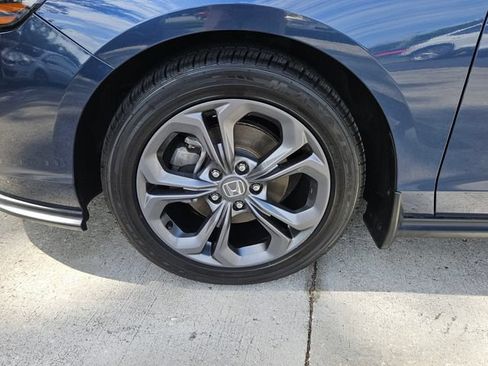 Certified 2023 Honda Accord EX image 9