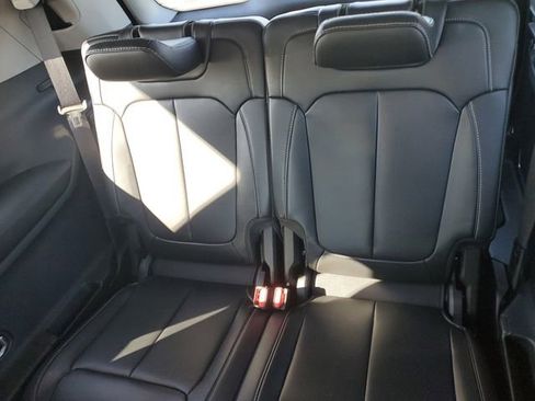 Used 2021 Jeep Grand Cherokee L Limited AWD/4WD image 11