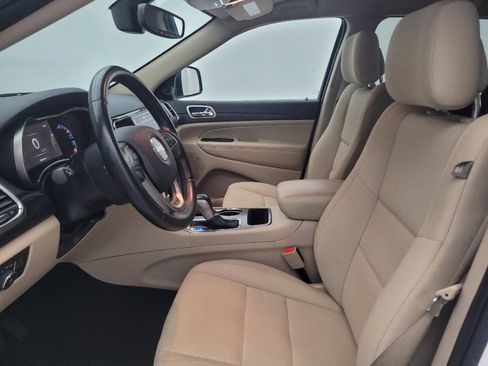 Used 2022 Jeep Grand Cherokee Laredo E w/ Security & Convenience Group AWD/4WD image 17