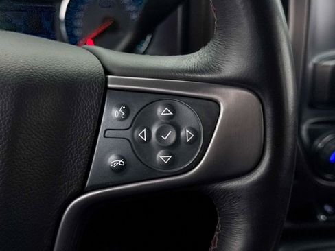 Used 2017 GMC Sierra 1500 SLT w/ All Terrain Package image 32