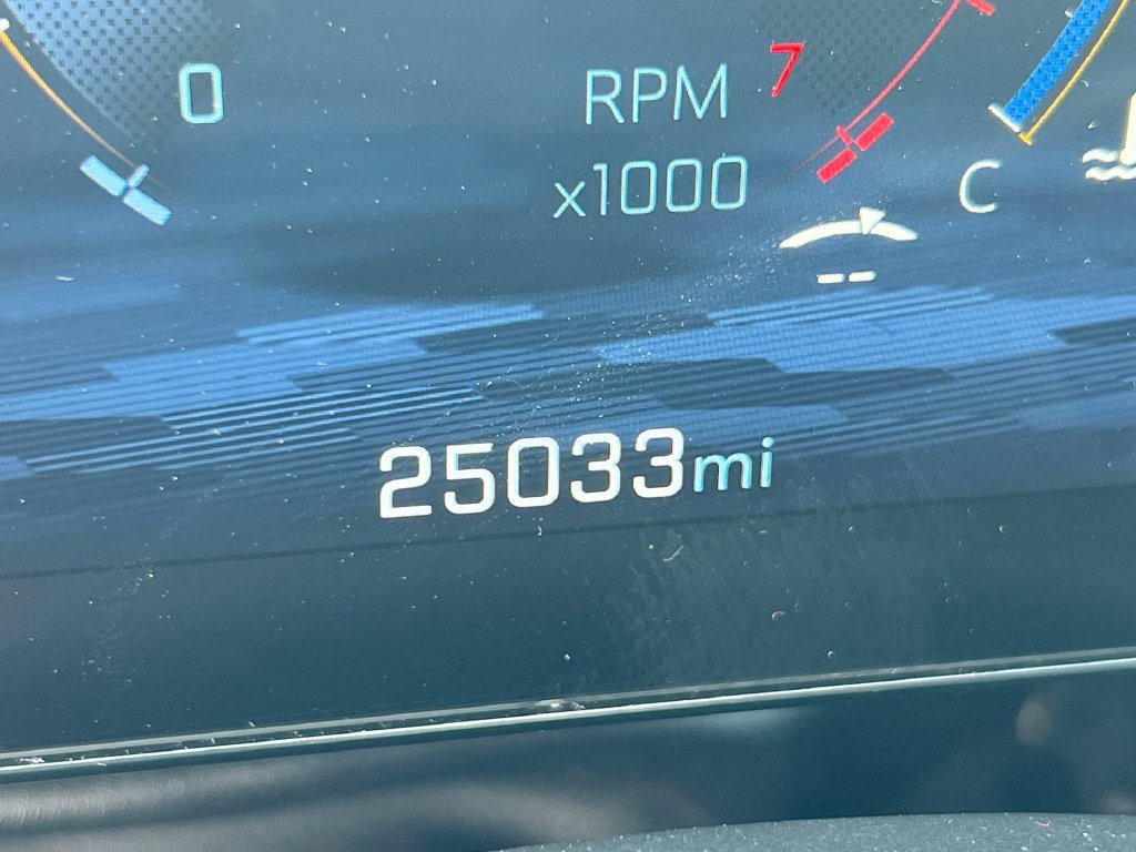 Used 2026 Chevrolet Equinox LT AWD/4WD image 12