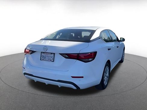 Used 2025 Nissan Sentra S image 15