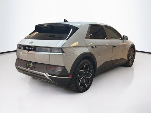 Used 2024 Hyundai Ioniq 5 SEL AWD/4WD image 9