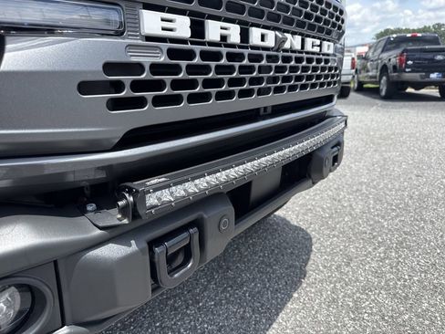Used 2023 Ford Bronco Badlands AWD/4WD image 13
