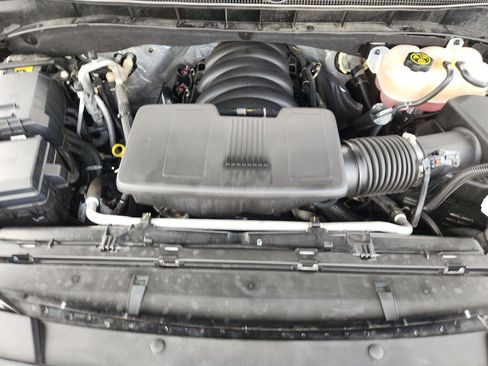 Certified 2024 Chevrolet Tahoe Z71 w/ Luxury Package AWD/4WD image 29
