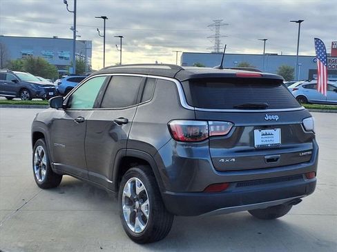 Used 2018 Jeep Compass Limited w/ Navigation Group image 2