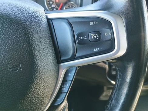 Used 2024 RAM 2500 Big Horn AWD/4WD image 30