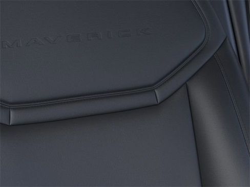 New 2025 Ford Maverick Lariat w/ Black Appearance Package image 17