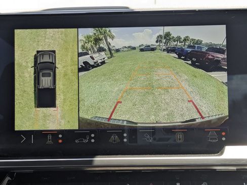 Certified 2025 Chevrolet Silverado 1500 RST AWD/4WD image 26