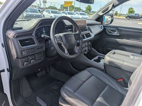 Used 2024 Chevrolet Tahoe RST w/ Luxury Package AWD/4WD image 13