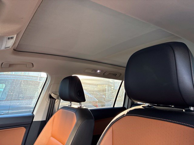 Used 2019 Volkswagen Tiguan SE AWD/4WD image 18