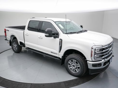 New 2026 Ford F250 Lariat image 2