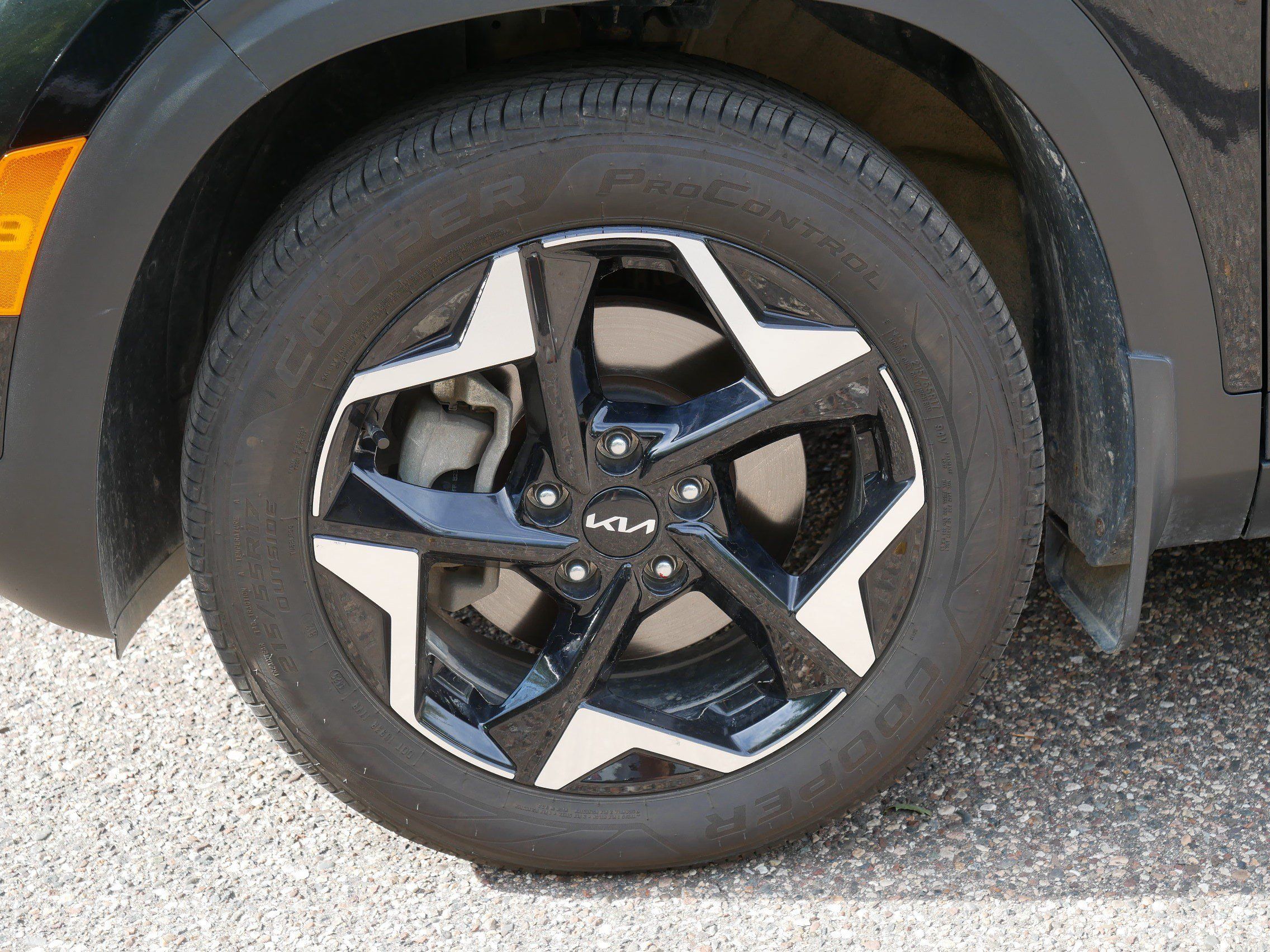Certified 2024 Kia Seltos EX AWD/4WD image 15