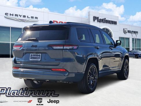 New 2026 Jeep Grand Cherokee L Summit w/ Obsidian Package image 5