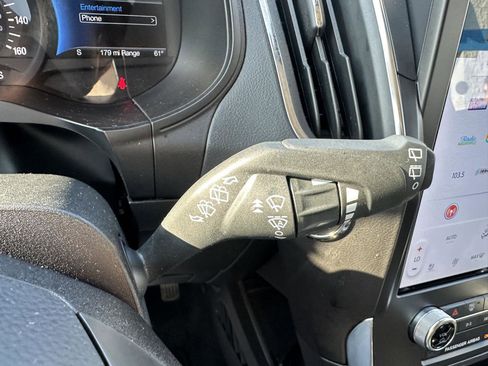 Used 2024 Ford Edge Titanium image 26