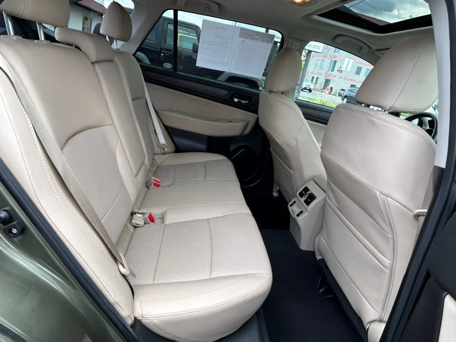 Used 2018 Subaru Outback 2.5i Limited AWD/4WD image 15