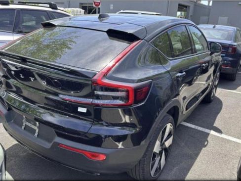 Used 2023 Volvo C40 P8 Recharge Ultimate AWD/4WD image 7