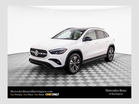 New 2026 Mercedes-Benz GLA 250 4MATIC image 1
