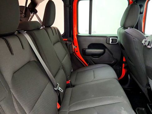 Used 2023 Jeep Wrangler Unlimited AWD/4WD image 24