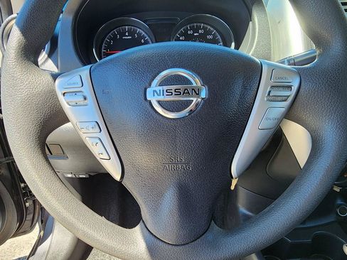 Used 2018 Nissan Versa SV FWD image 17