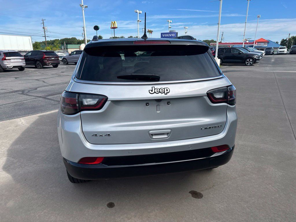 Used 2025 Jeep Compass Limited w/ Elite Group AWD/4WD image 6