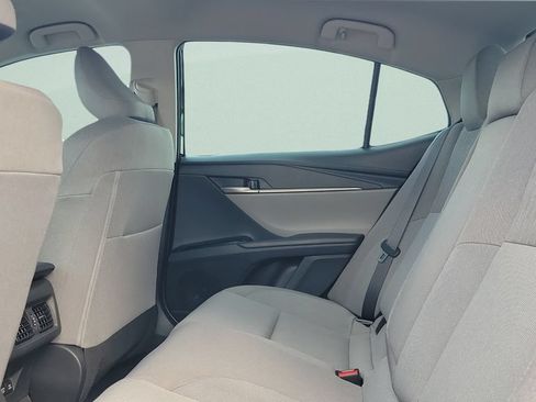Used 2025 Toyota Camry LE FWD image 10