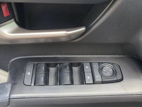 Certified 2025 Toyota Tacoma Limited AWD/4WD image 10