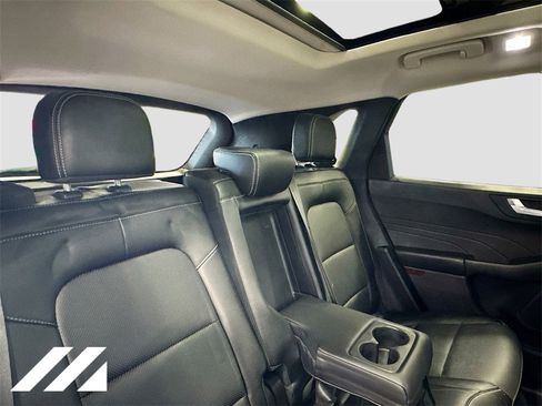 Used 2022 Ford Escape SEL w/ Technology Package image 29