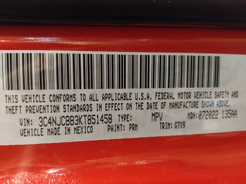 Used 2019 Jeep Compass Latitude image 33