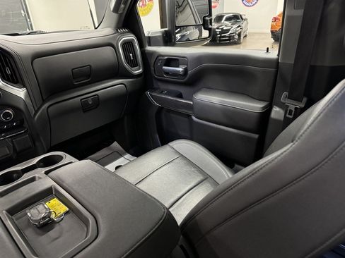 Used 2023 Chevrolet Silverado 2500 LTZ AWD/4WD image 28