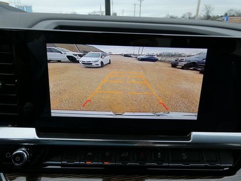 New 2026 GMC Sierra 1500 Elevation image 26