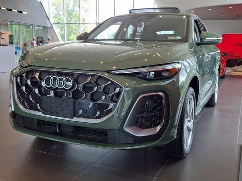 New 2026 Audi Q5 Premium Plus AWD/4WD image 5