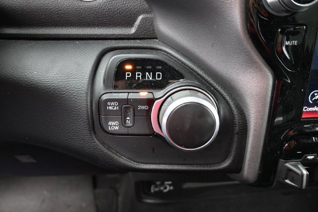 Used 2024 RAM 2500 Big Horn w/ Night Edition AWD/4WD image 21
