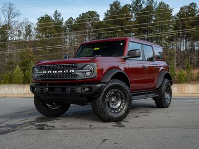 New 2025 Ford Bronco Badlands w/ Sasquatch Package