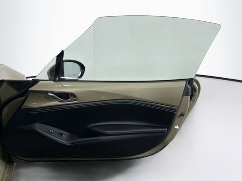 Used 2023 MAZDA MX-5 Miata Grand Touring w/ Weather Package RWD image 28