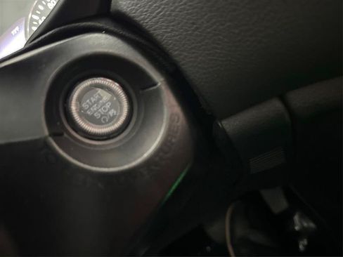 Used 2023 Jeep Renegade Altitude w/ Sun/Sound Group AWD/4WD image 28