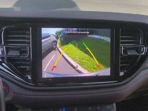 Certified 2025 Dodge Durango GT AWD/4WD image 14