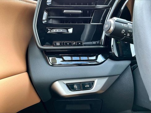 Used 2025 Lexus RX 350 Premium w/ Convenience Package image 36