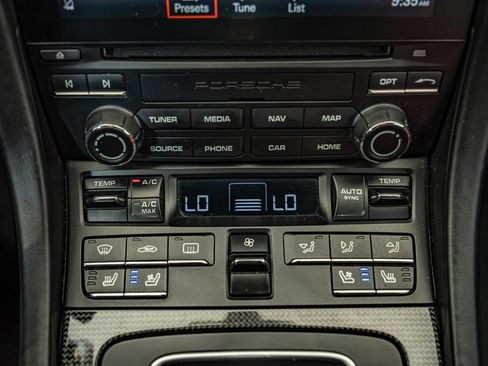 Certified 2017 Porsche 911 Turbo AWD/4WD image 42