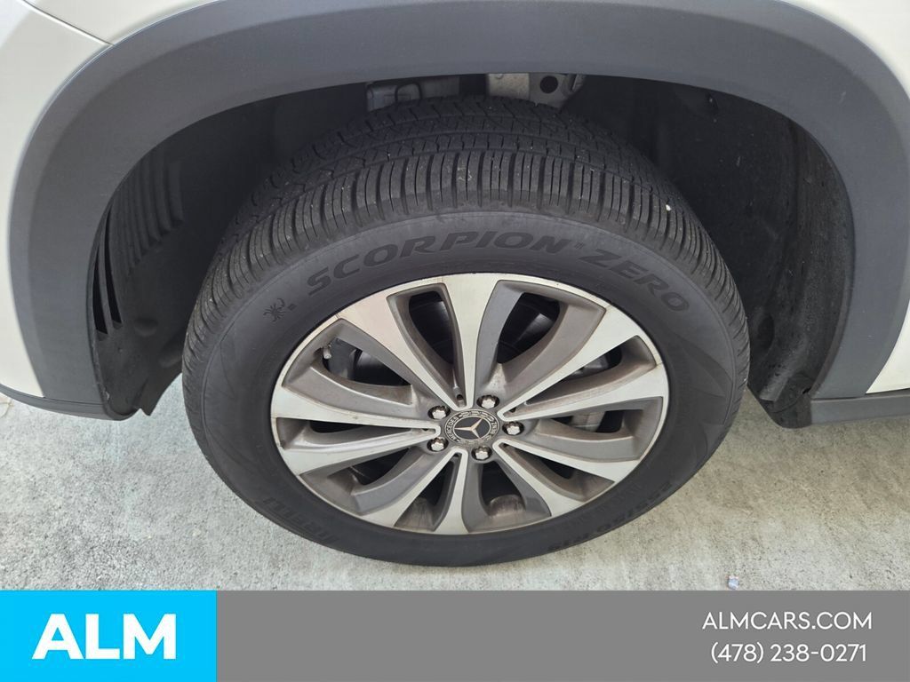 Used 2021 Mercedes-Benz GLE 350 4MATIC image 2