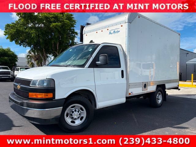Used 2022 Chevrolet Express 3500 w/ Power Convenience Package RWD image 8