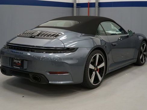 New 2026 Porsche 911 Carrera 4S image 10