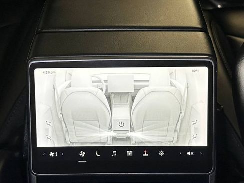 Used 2026 Tesla Model Y Long Range RWD image 35