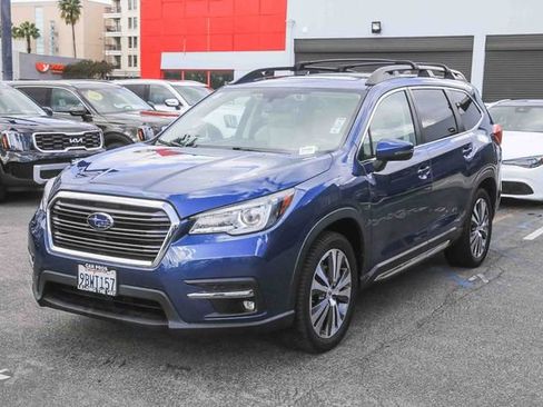 Used 2022 Subaru Ascent Limited w/ Technology Package image 5