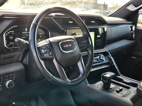 Used 2024 GMC Sierra 1500 AT4 w/ AT4 Premium Package image 3