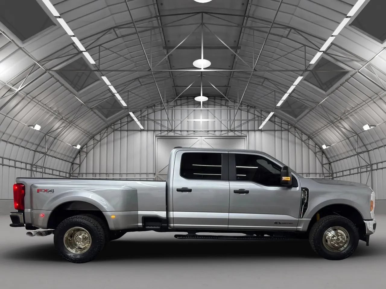 Used 2024 Ford F350 XL w/ FX4 Off-Road Package AWD/4WD image 7