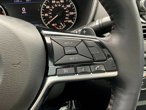 Used 2019 Nissan Altima 2.5 SR w/ SR Premium Package FWD image 10