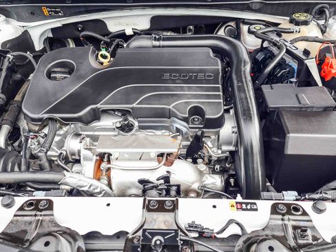 Used 2021 Chevrolet Malibu LT image 21