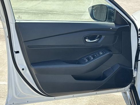 Used 2024 Honda Accord Sport image 13