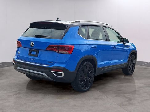 Used 2023 Volkswagen Taos SE AWD/4WD image 4